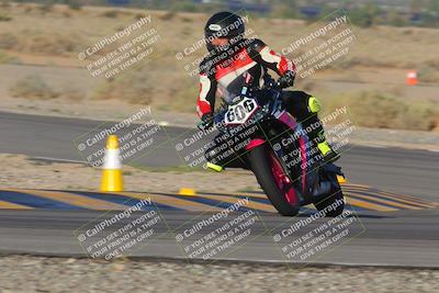 media/Sep-09-2023-SoCal Trackdays (Sat) [[6f49351c42]]/Turn 15 (745am)/